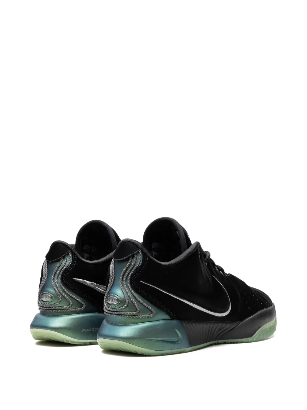 Nike Lebron 21