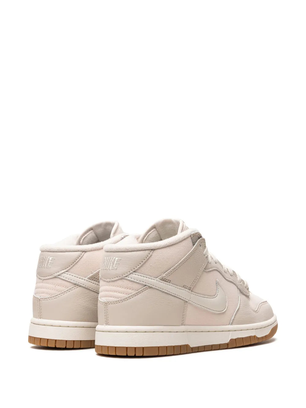 Nike Dunk Mid