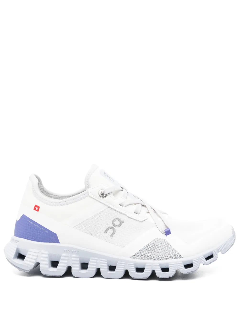 On Running Cloud X 3 Ad